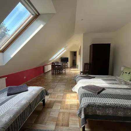 Koci Grzbiet Agroturystyka Dzierzazno Wielkie Exteriér fotografie