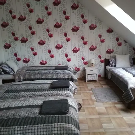 Koci Grzbiet Agroturystyka Dzierzazno Wielkie Exteriér fotografie