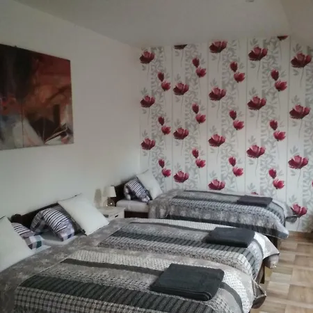 Koci Grzbiet Agroturystyka Dzierzazno Wielkie Exteriér fotografie