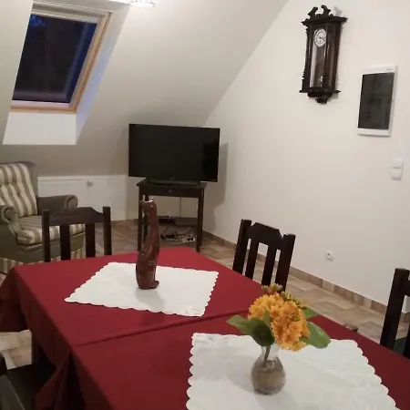 Koci Grzbiet Agroturystyka Dzierzazno Wielkie Exteriér fotografie